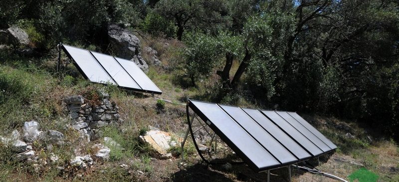 Ηλιοθερμικό Σύστημα Helional για θέρμανση πισίνας στη Κέρκυρα